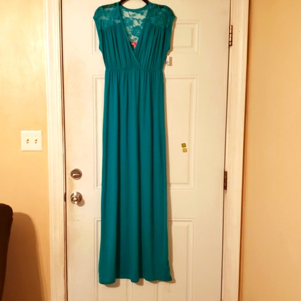 Mix & Co women's size Small maxi dress